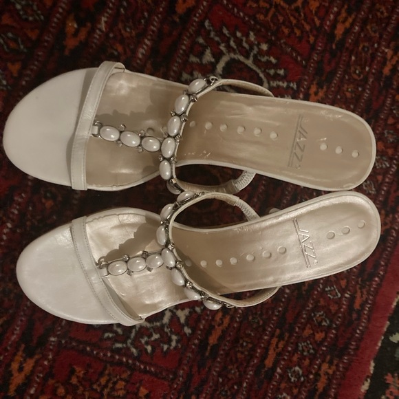 Heels - Picture 2 of 4